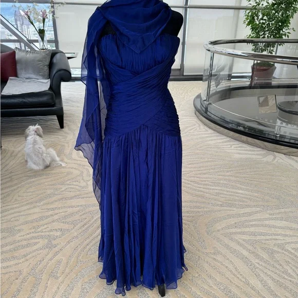 Vintage Mignon Deep Blue Strapless Gown - Picture 4 of 10